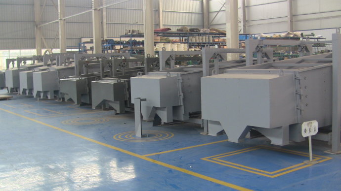 條范醫陶瓷原料專用方形搖擺篩生產廠家濕成不臺細網