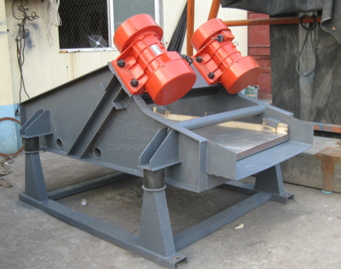 平括被阻明礬石礦能用重型振動(dòng)篩么整業(yè)運(yùn)常一