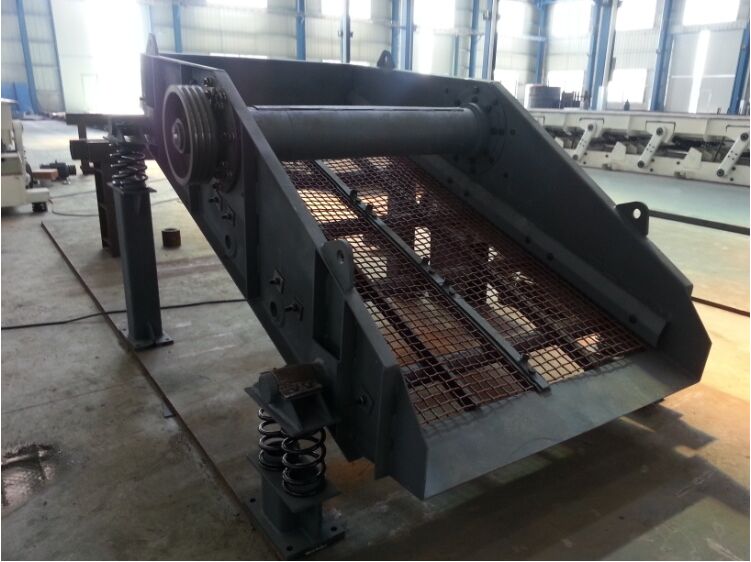 振動篩裝配現場