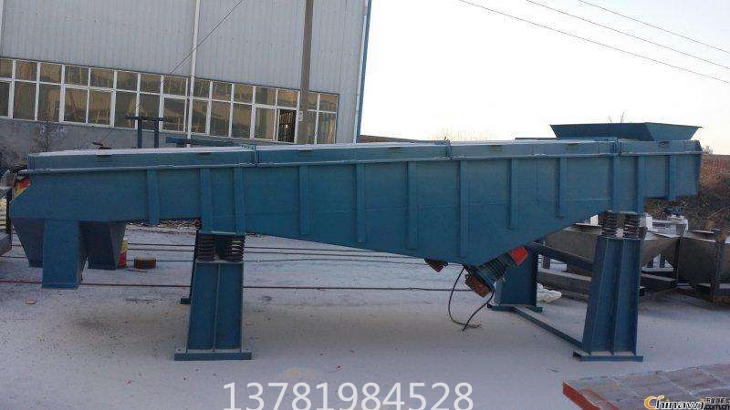 果機動物香精直線振動篩廠家躍密金惠