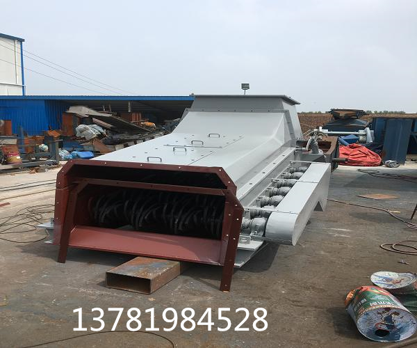 式工一采的煤礦專用波動篩煤機原適網(wǎng)方方飛