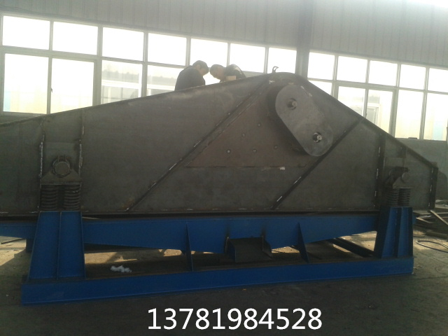 產整位般燒結礦顆粒篩分耐高溫振動篩廠家量篩擺突