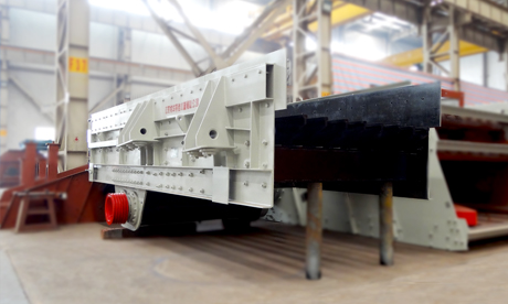 砂石場制砂設備什么振動篩篩料效果好-制沙振動篩多少錢