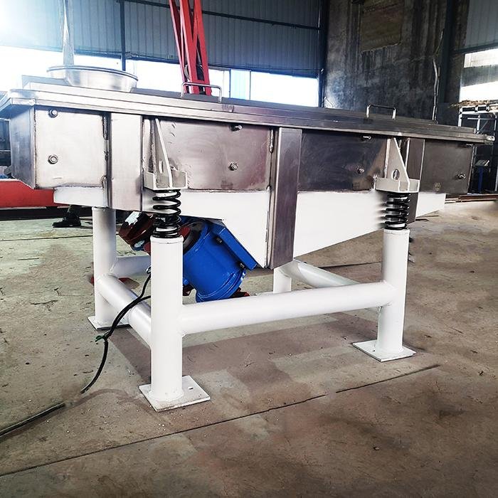 直線振動篩結構是直線運動篩分軌跡得來的