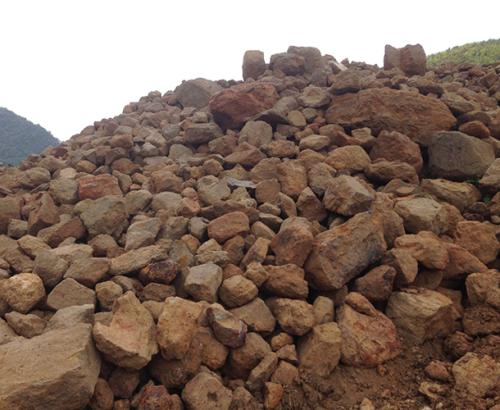 鋁土礦振動(dòng)篩可以選擇礦用圓振篩