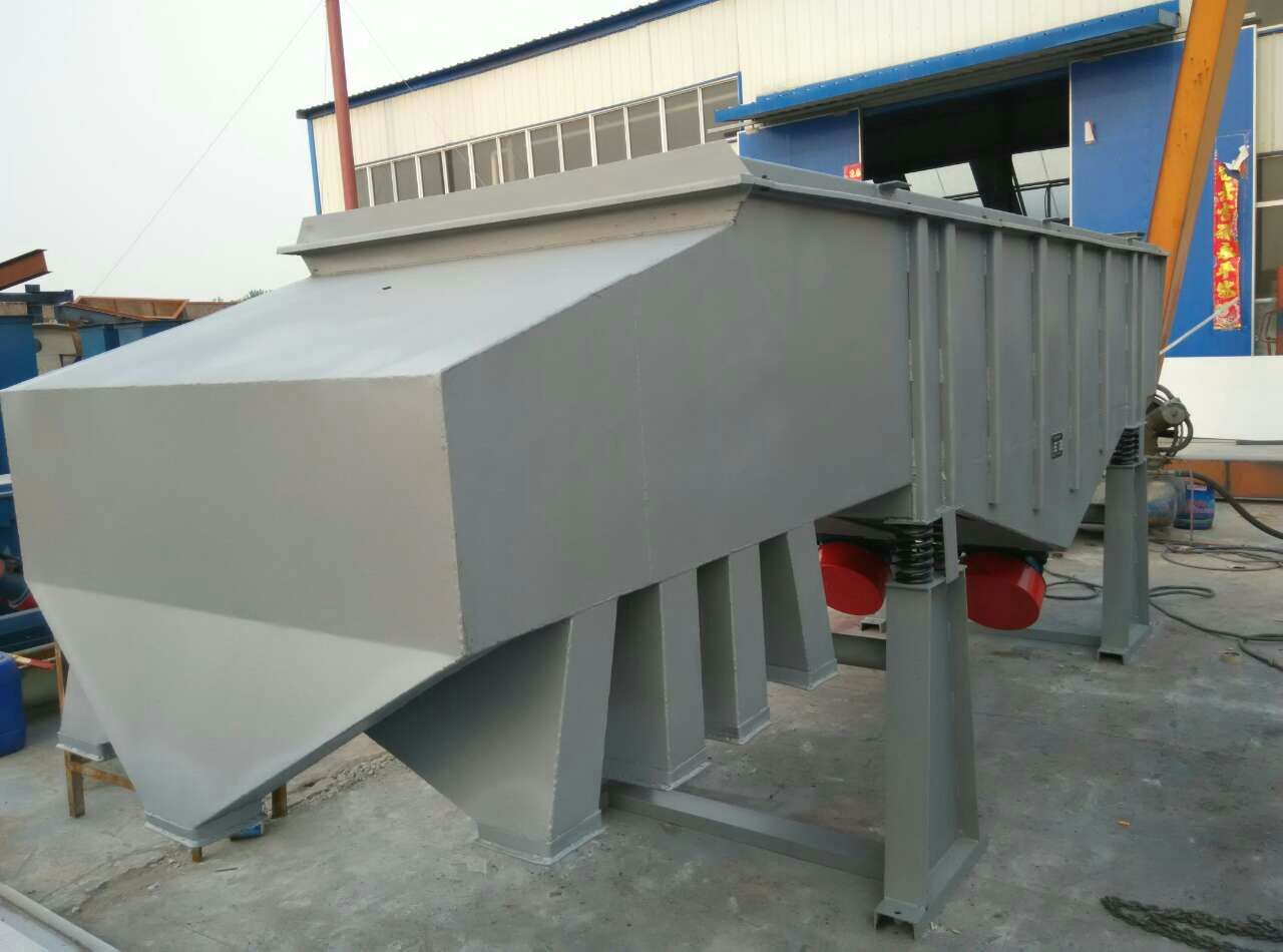 玻璃粉直線篩-直線振動篩內部結構圖