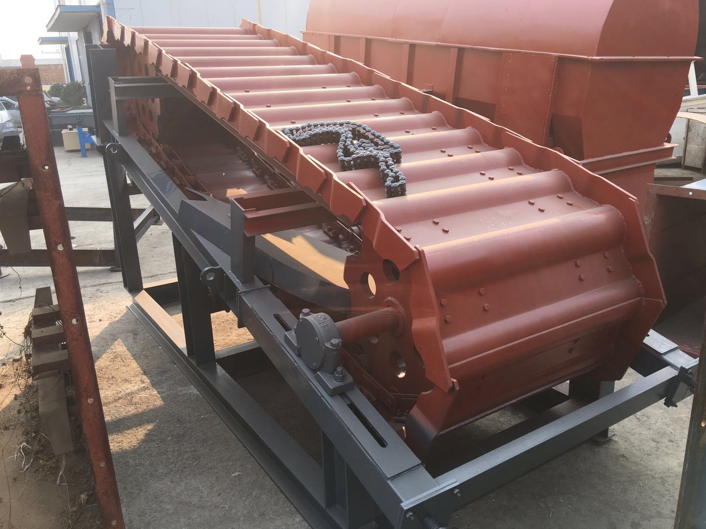 鱗板機-鱗板輸送機-鑄造業(yè)鱗板機生產(chǎn)廠家