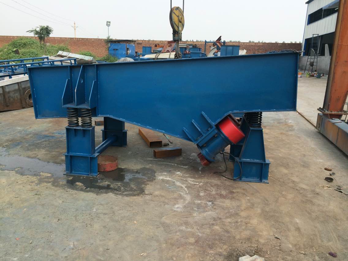 礦山石頭振動棒條給料機設備圖片大全