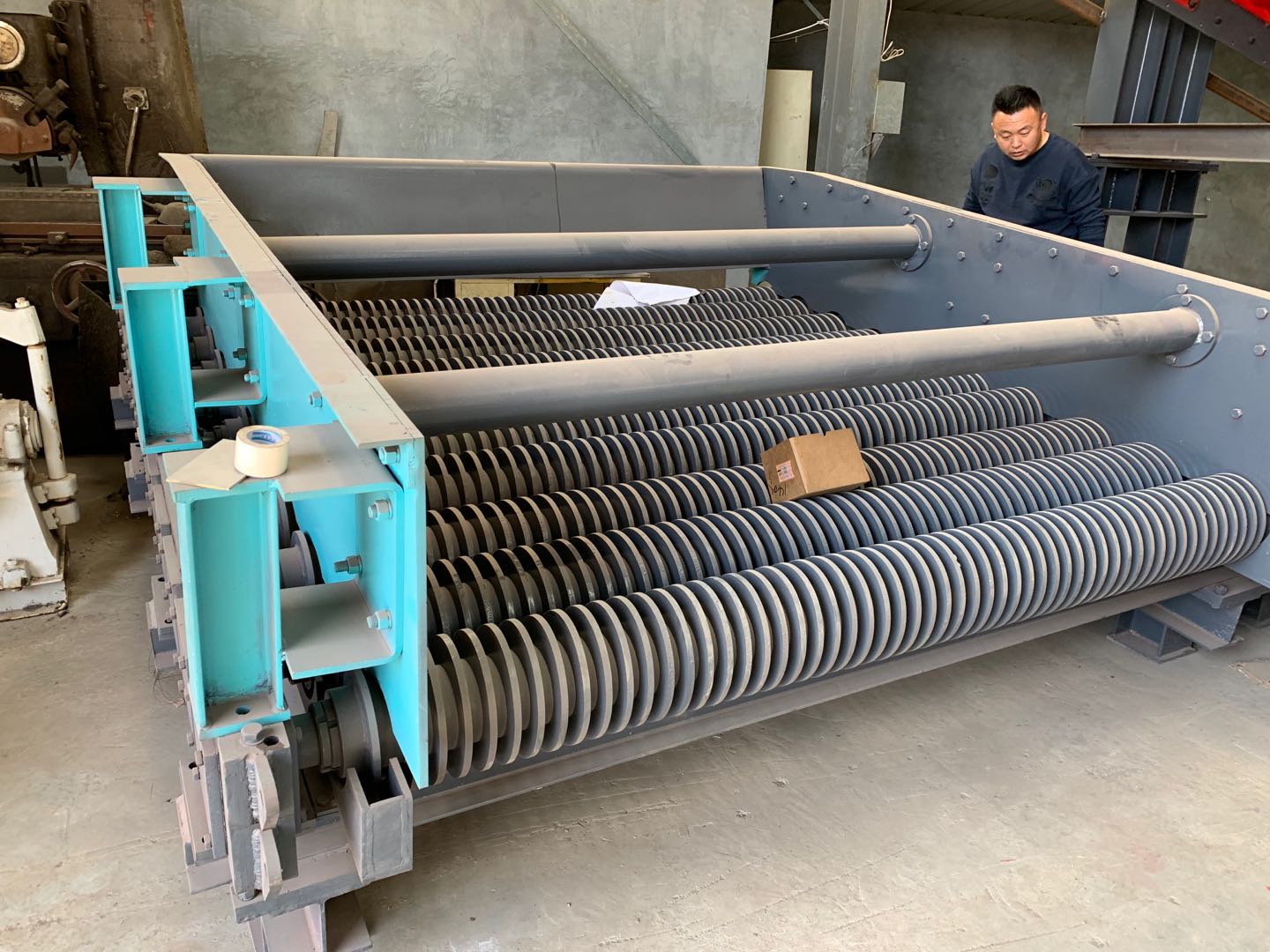 煤礦滾軸篩,正弦篩,交叉篩同為一款篩選設備