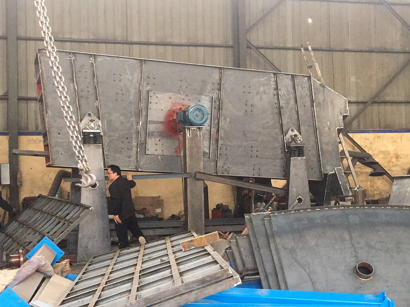 磷礦振動篩改進篩分效率分析介紹