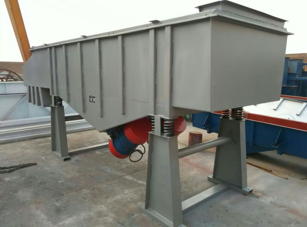 直線振動篩在炭黑素的應用性能優勢