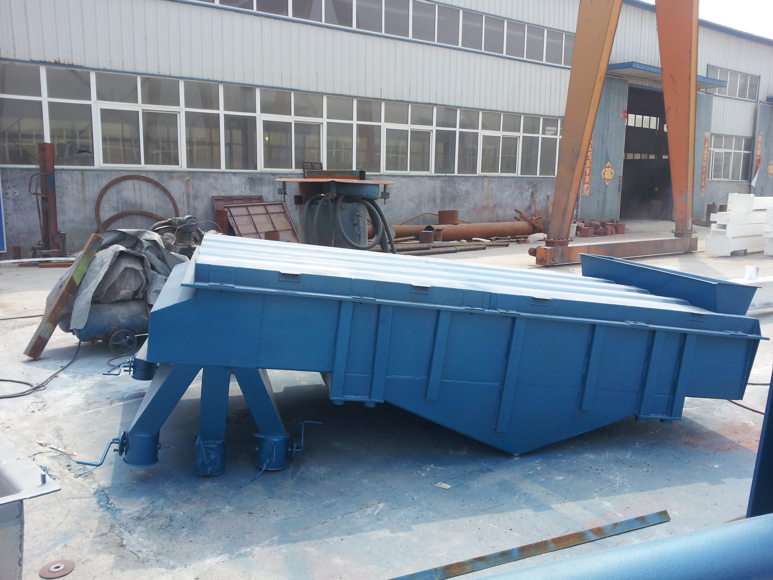 陶粒砂行業(yè)直線振動篩的篩分歷程