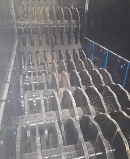 復合正弦滾軸篩是篩分建筑礦石的有力篩分機