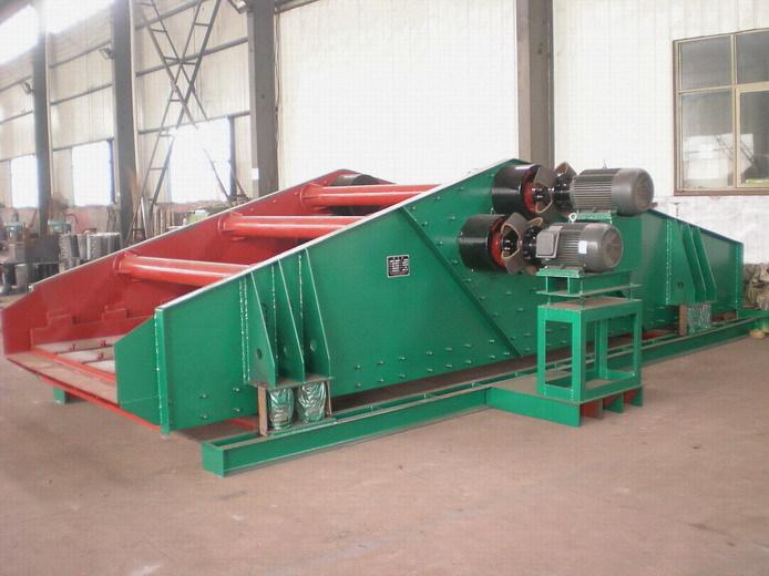 大型激振器式脫水振動篩在尾礦處理中的應用效果