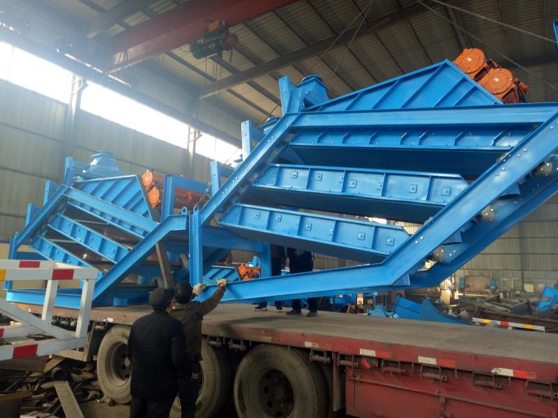 泥砂,硅砂脫泥分級疊層高頻振動細篩的應用