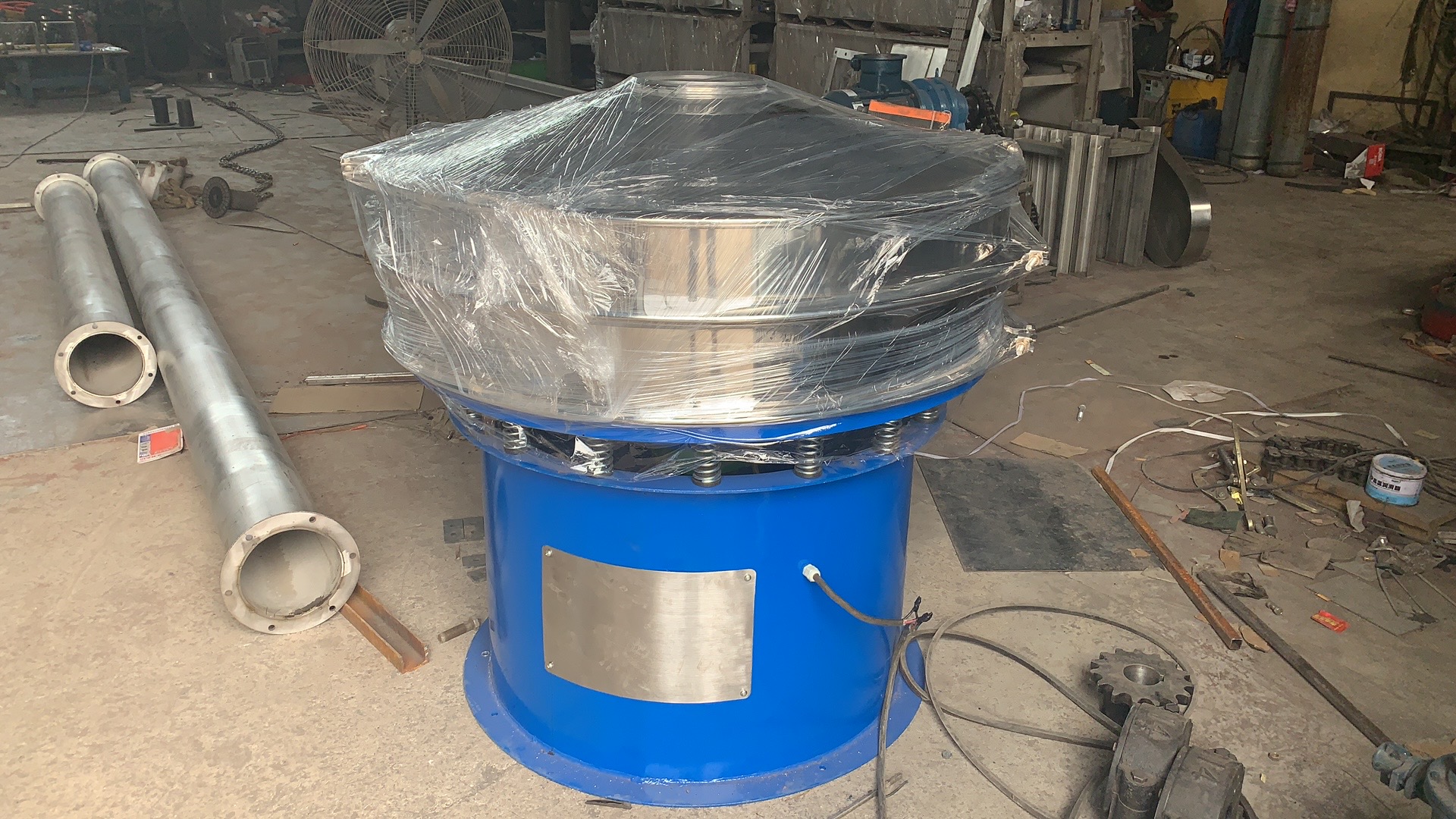 面粉-食鹽-醫(yī)藥原料等可通過食品級不銹鋼振動篩進行篩選