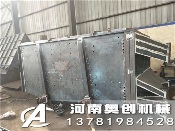 硅砂-石英砂-砂石行業開始換代方形搖擺篩分機