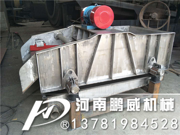 如何把沙子里的水排出去-沙和水分離設備可以選擇振動排干篩