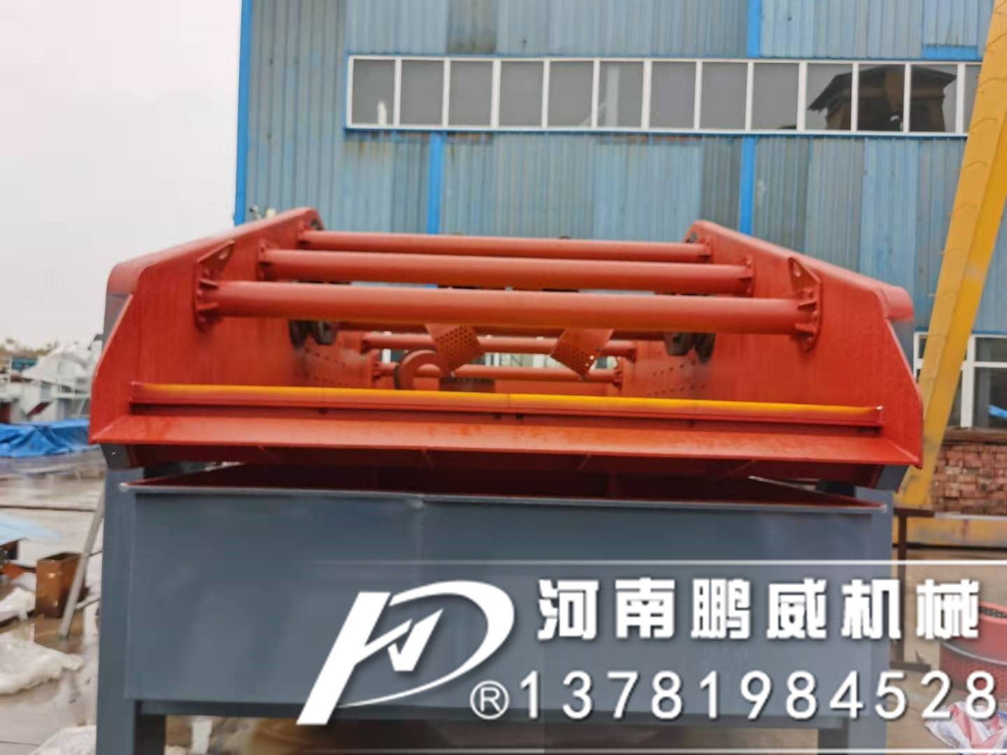 高頻脫水篩分機(jī)處理水洗沙河沙脫水分級(jí)效果顯著