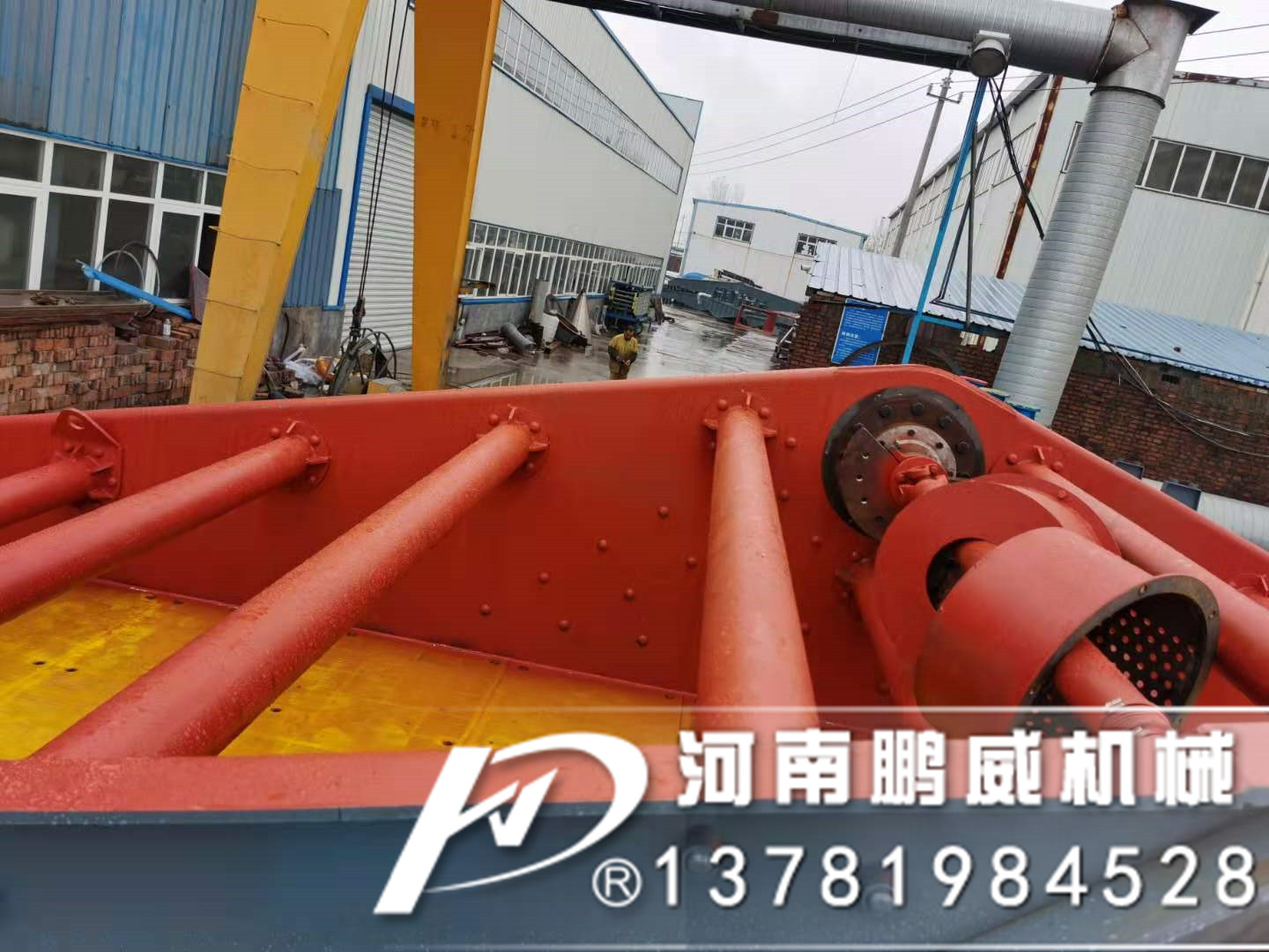 高頻脫水篩分機處理水洗沙河沙脫水分級效果顯著