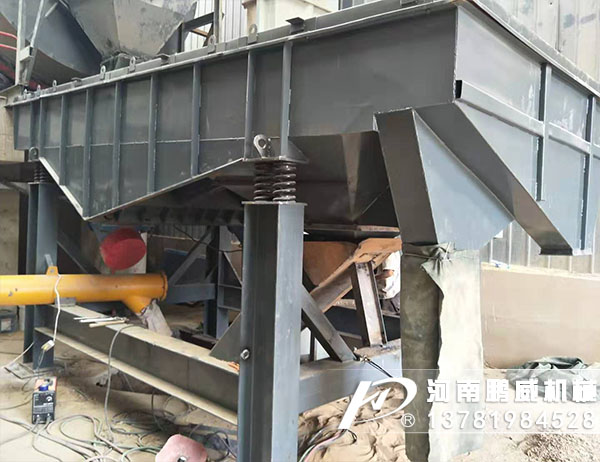 脫水直線篩利用振動電機激振作為振動源