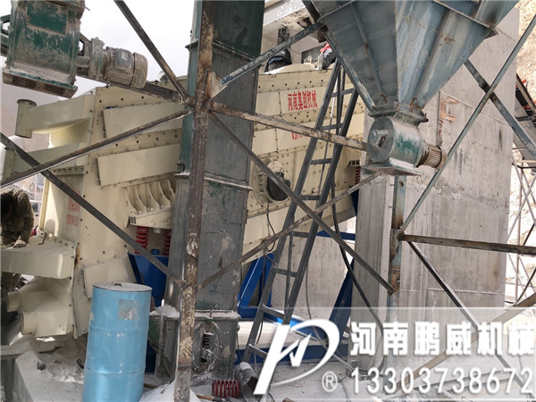 微粉沸騰篩處理細(xì)砂粉料如機(jī)制砂石英砂等效果非常好