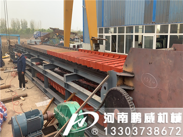 石礦石料制砂生產(chǎn)行業(yè)專用板式給料機(jī)性能特點(diǎn)型號(hào)機(jī)型介紹