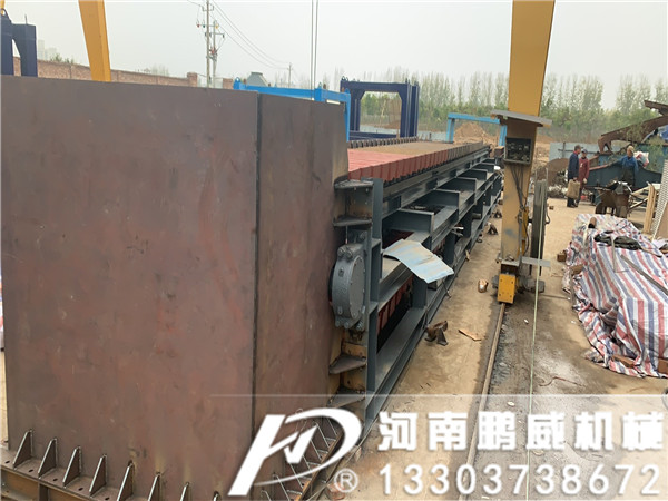 石礦石料制砂生產行業專用板式給料機性能特點型號機型介紹